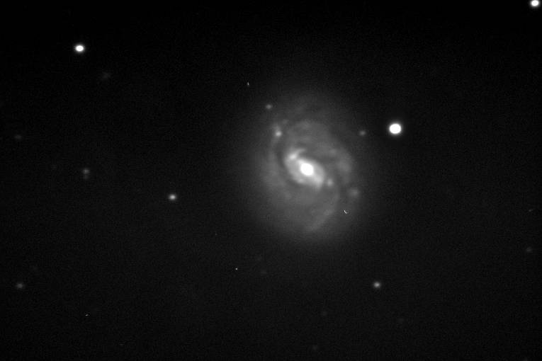 M77_m15_40C_fi.jpg (22798 bytes)