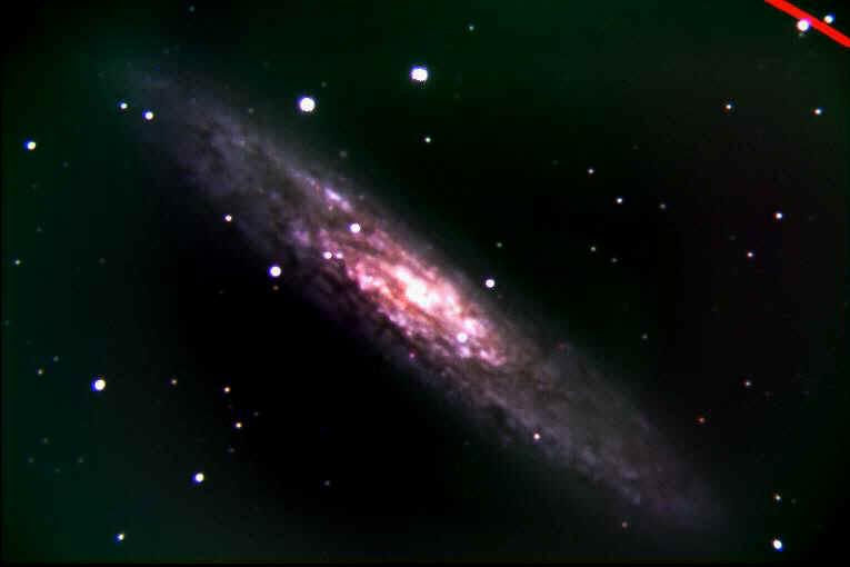 NGC253_m15x3_35C_rgb.jpg (19417 bytes)